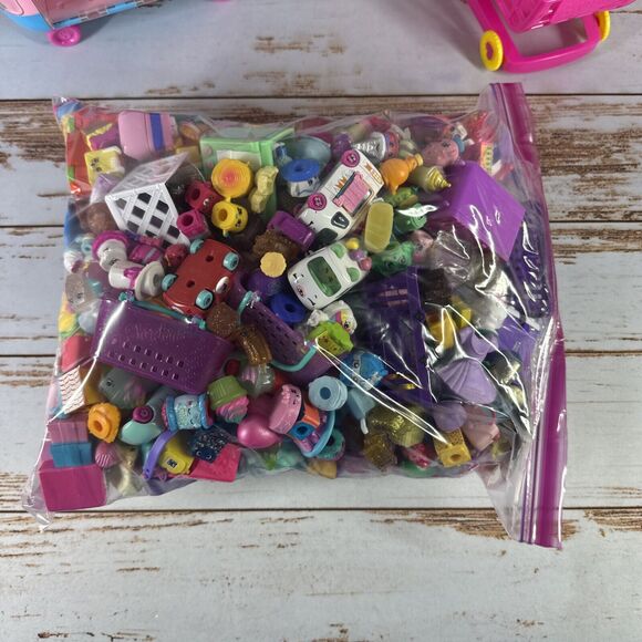 Shopkins HUGE Lot Of Loose Figures Cars Baskets 10 Pounds All Seasons & More - Picture 3 of 10
